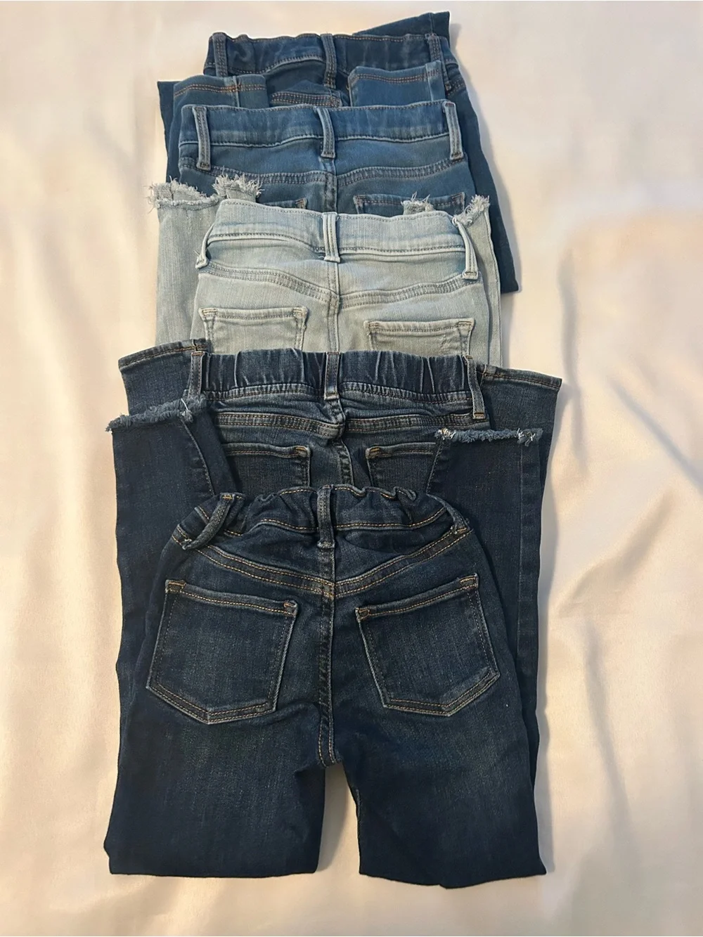 Girls size 6 Denim Jeans Bundle of 5 Assorted Blue Styles from Old Navy and Gap